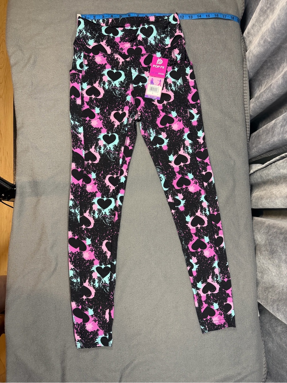 POP Fit Black Leggings with Pink & Aqua Heart Print woman small nwt